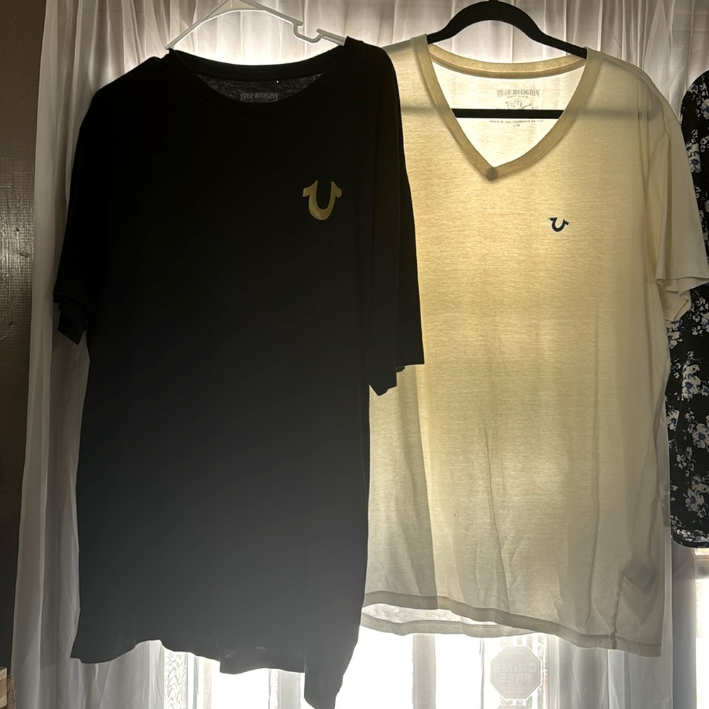 True religion set(2) size xl